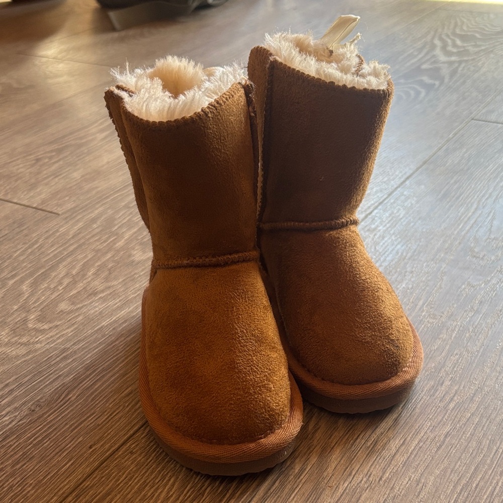 Apres toddler boots size 8